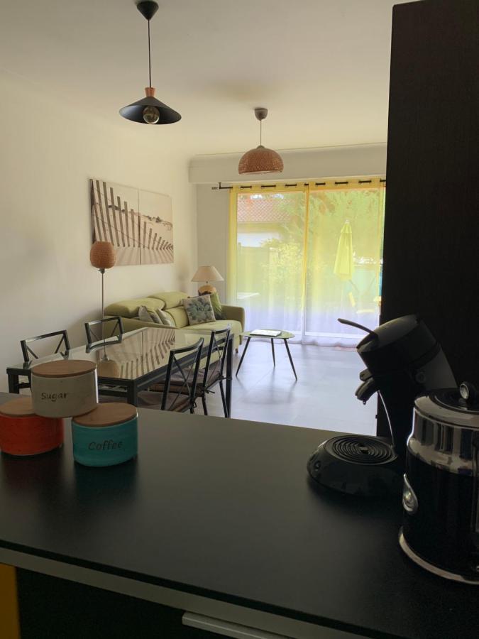Lilas Pessac Exterior foto